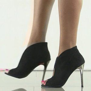 NEW IN BOXFergie Suede Bootie Silver Heel 9M